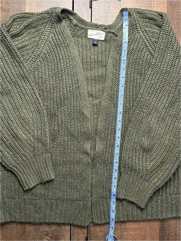 Universal Threads Cozy Olive Green Chunky Knit Cardigan, Size Small - Image 5