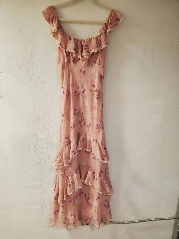 ASTR Laisha Ruffle Midi Dress in Pink Floral Medium - Image 2