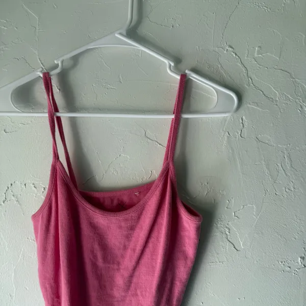 PS Basics‎ PacSun Pink Ribbed Cami Tank Top Women’s Size L Lettuce Hem Y2k Style - Image 2