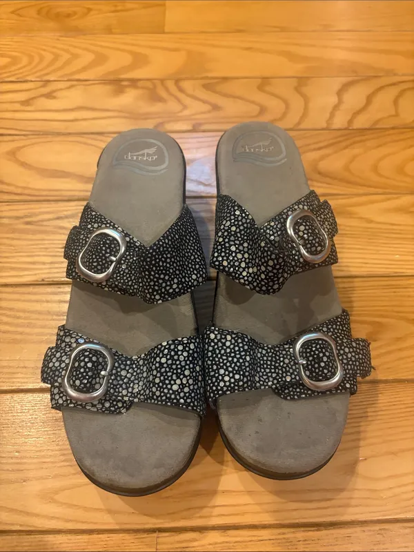 Dansko Sophie Black Shagreen Textured Leather Slide Buckle Sandal Size 9 - Image 2