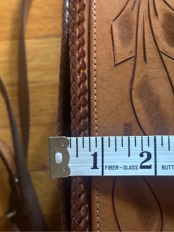 Vtg Hand Tooled Leather Mexico Stamped Crossbody Bag - Image 5