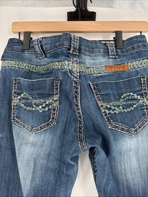 Cowgirl Tuff bootcut jeans 28 x 33 - Image 3