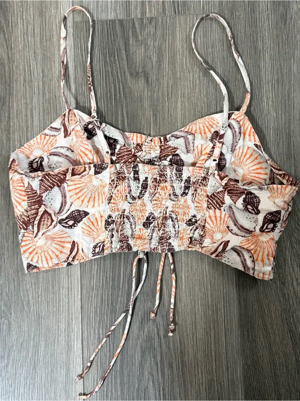 Urban Outfitters Seashell Micro Crop Top Cinched Size Small Beach Vacation - Image 2