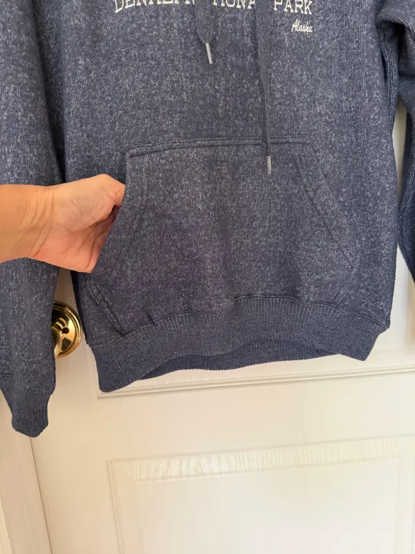New Denali National Park Hoodie Woman’s Navy Blue Sweatshirt Outdoor, Sz S/M - Image 3