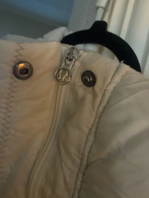 Lululemon What The Fluff Cream Pullover - Image 9