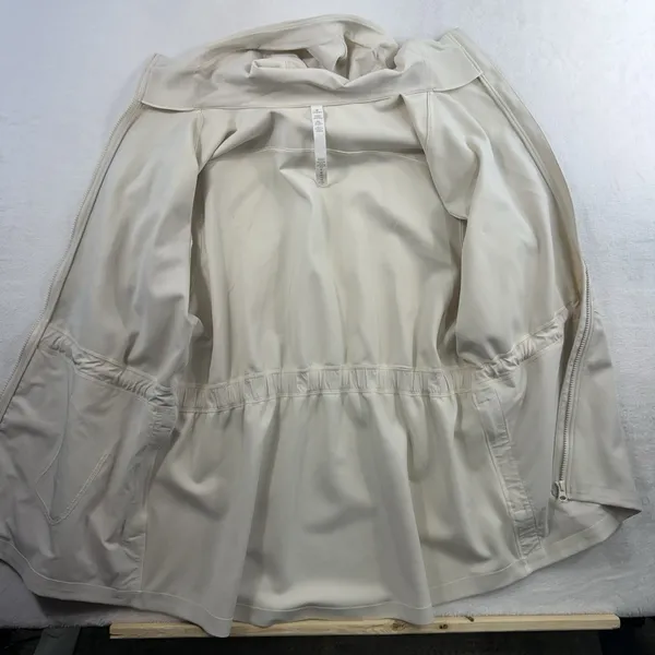 Lululemon Sz 14‎ Softstreme Cinch Waist Jacket Full Zip White Opal Bone Hooded - Image 9