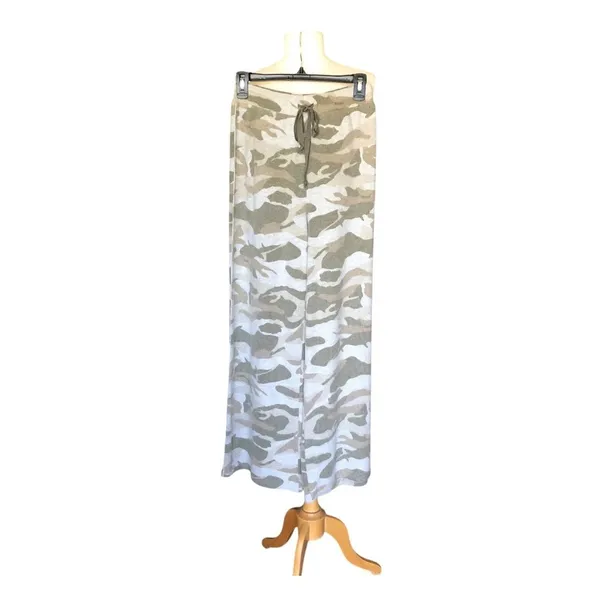 Mystree NWT Camo Fleece Wide Leg Flare Drawstring Pants Women’s Small - Image 2