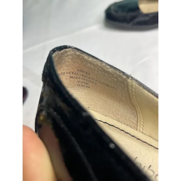Sleek Patent Leather Loafers‎ - Image 7