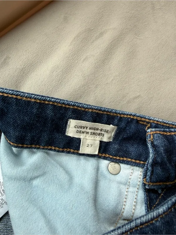 Madewell curve shorts - Image 2