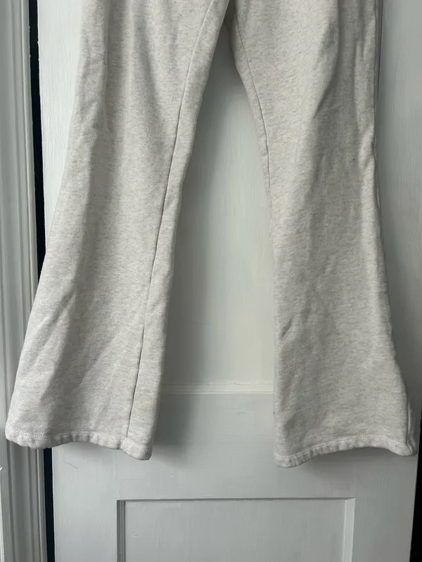 Brandy Melville Grey Sweatpants - Image 2