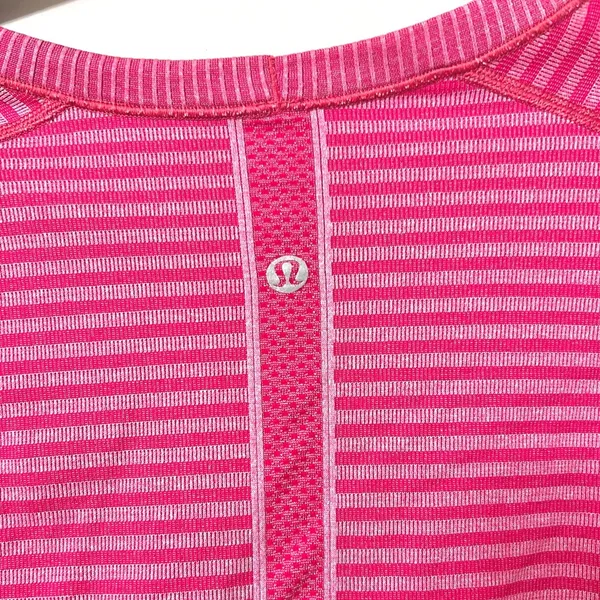 Lululemon Swiftly Tech Long-Sleeve shirt - Image 4