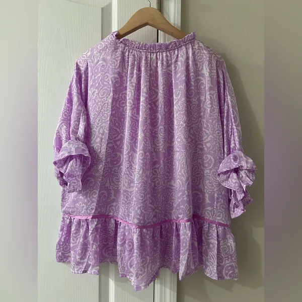NWT Umgee Lavender Paisley Blouse Size Small - Image 5