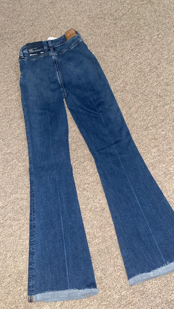 American Eagle Flare Jeans High-Rise - Image 4
