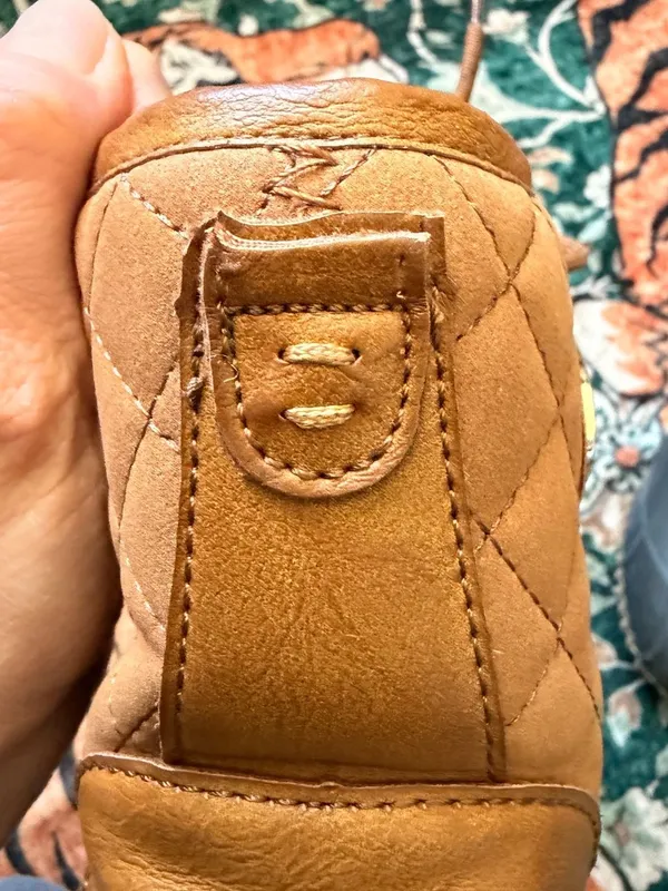 Tommy Hilfiger Women's Waterproof Tan Quilted Rubber Duck Rain Boots Size 8M - Image 6