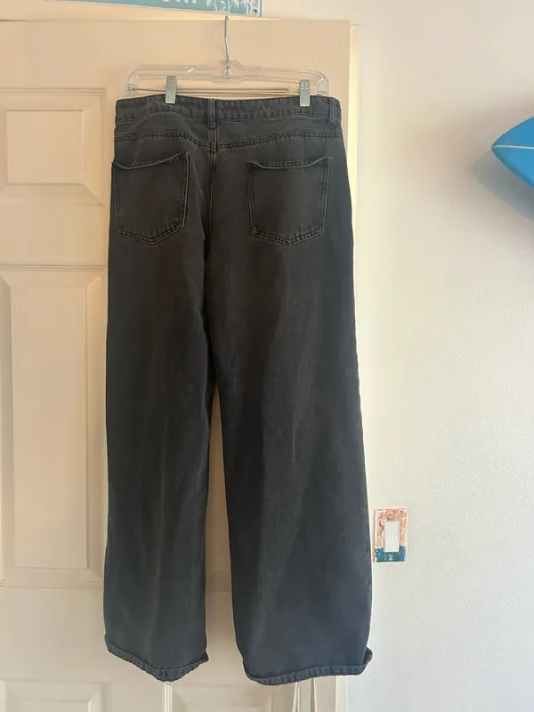 Edikted Jeans Low-Rise Black - Image 2