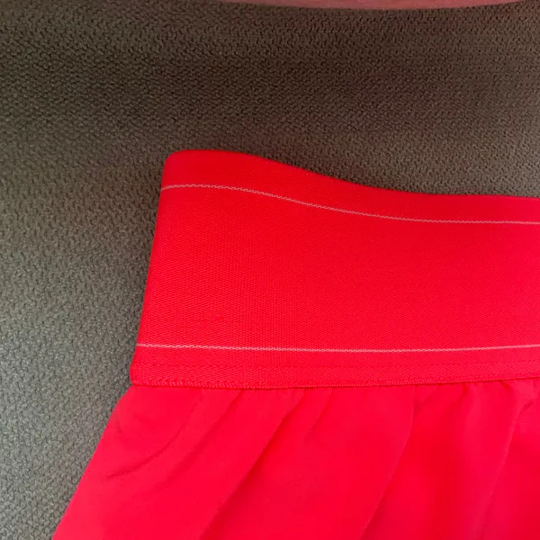 Alo Yoga Match Point Tennis Skirt Fluorescent Pink Coral M - Image 7