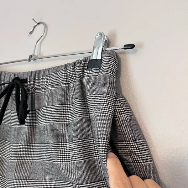 The Group by Babaton Aritzia Jimmy Pull On Flannel Pant Gray Plaid M - Image 5