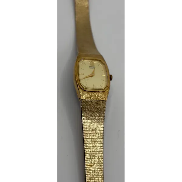 Seiko Quartz Ladies Watch Gold Tone Rectangle Case Textured Band‎ 387034 - Image 4