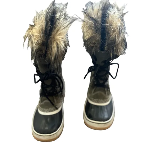 Sorel Joan of Arctic Green Waterproof Faux Fur Winter Snow Boots Size 6 - Image 3