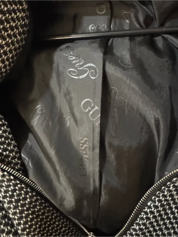 Guess Woven Black & White Belted Trench Coat Jacket - Image 7