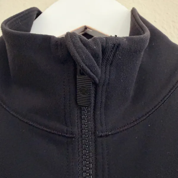 Lululemon Mesh Is More Jacket Black SIZE 6 Fitted Stretch Soft‎ Sporty Running - Image 9