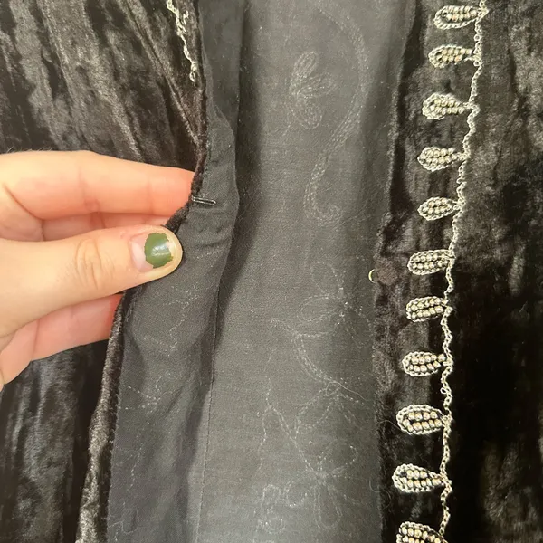 Jen’s Pirate Booty Crushed Velvet Beaded Jacket Blazer - Image 10