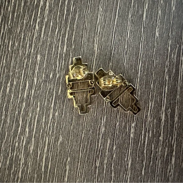 Gorjana Peytin Hinged Stud Earring 18K Gold Plated - Image 11