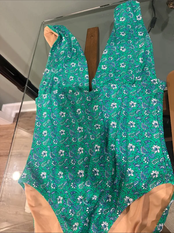 J. Crew Green Paisley size medium - Image 5