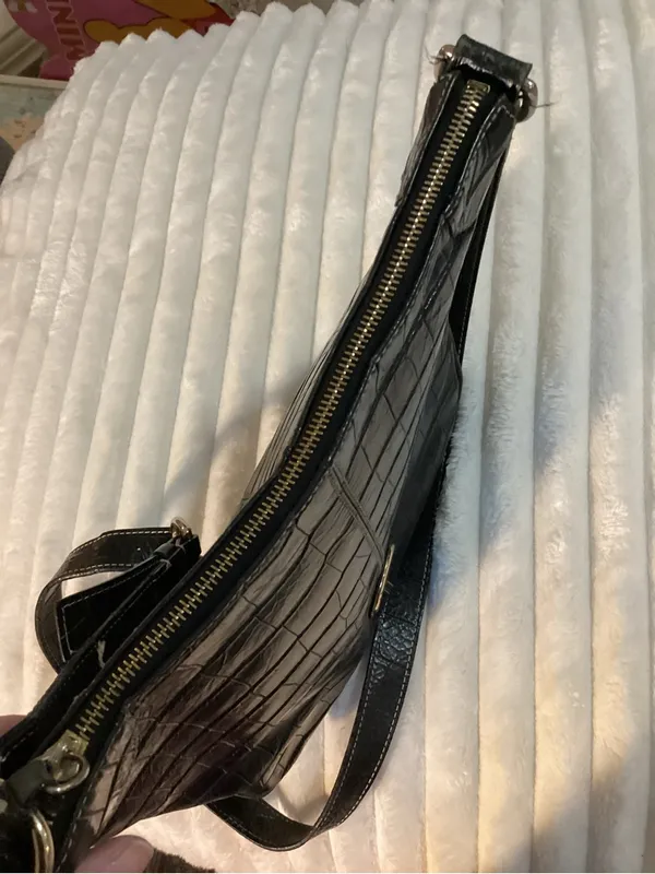 Dooney & Bourke Black Croc-Embossed Crossbody Bag - Image 10