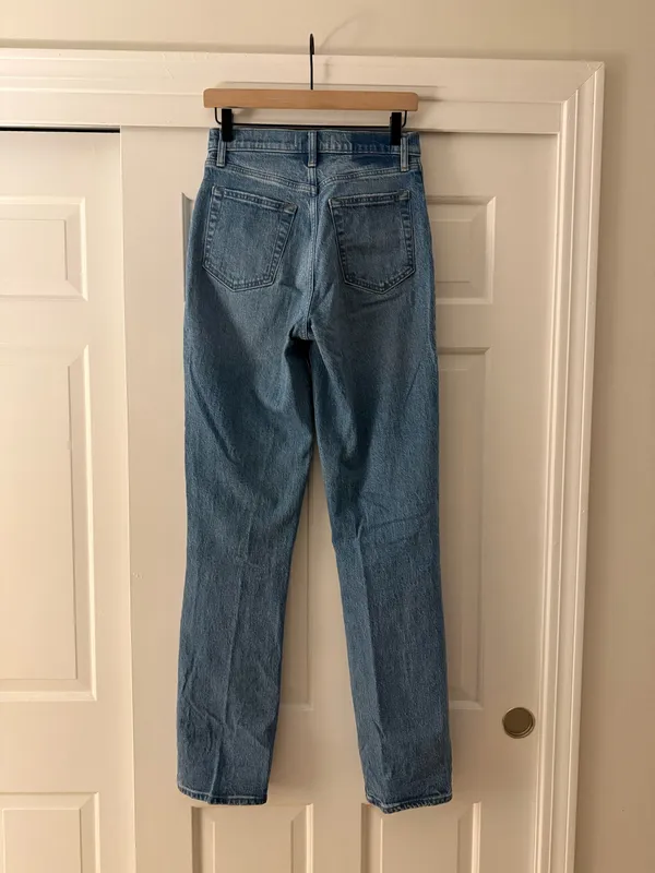 Abercrombie Curve Love 90s Straight Ultra High-Rise Jeans - Image 6