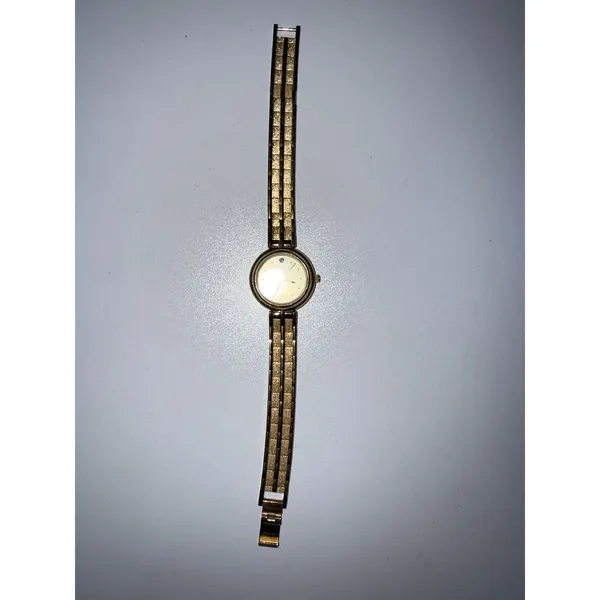 J.B. Champion Watch‎ Women's Quartz Japan Gold Tone Needs New Battery - Image 8