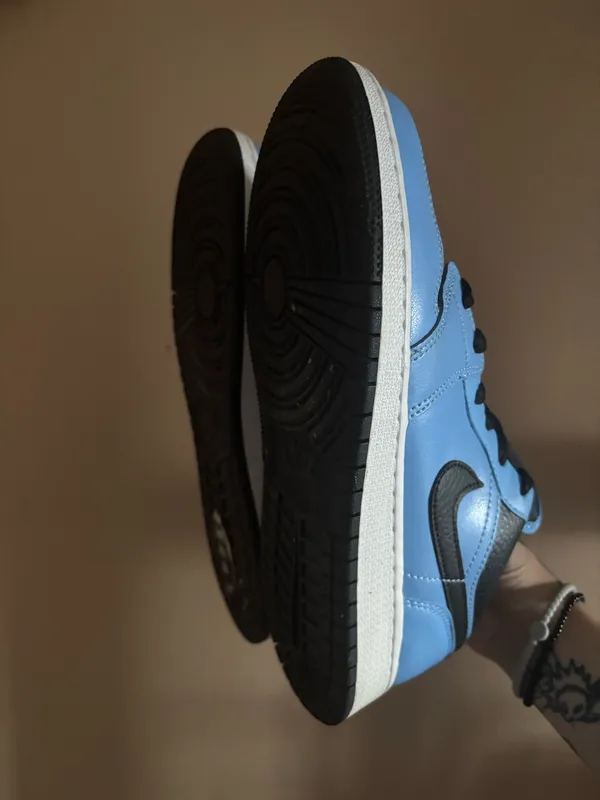 Air Jordan 1 Low GS 'University Blue Black' - Image 5