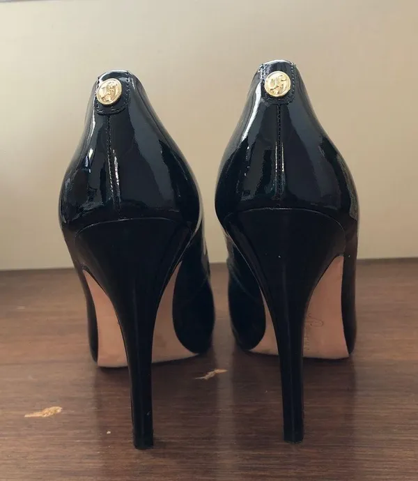 Round Toe Black Heels - Image 3