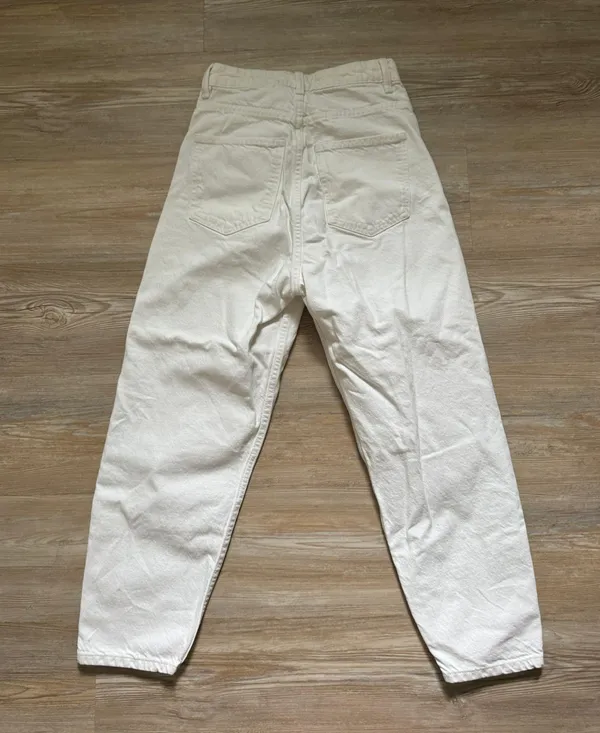 White  Jeans - Image 3