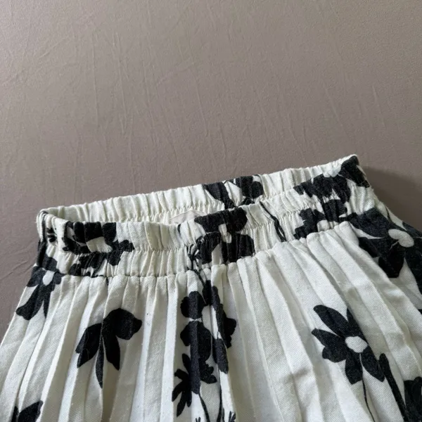 Alitsa Floral Pleated Midi Skirt - Image 5