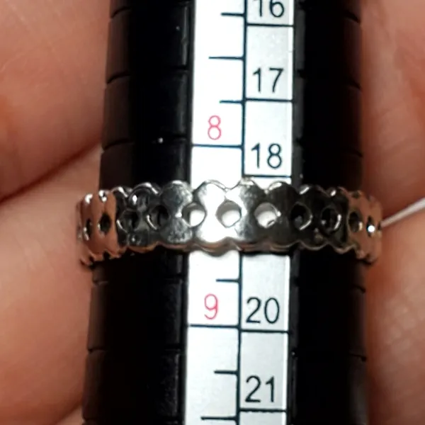 Silver Tone Abstract Ring Sz 8.5 Minimalist Basic Unsigned - Image 3