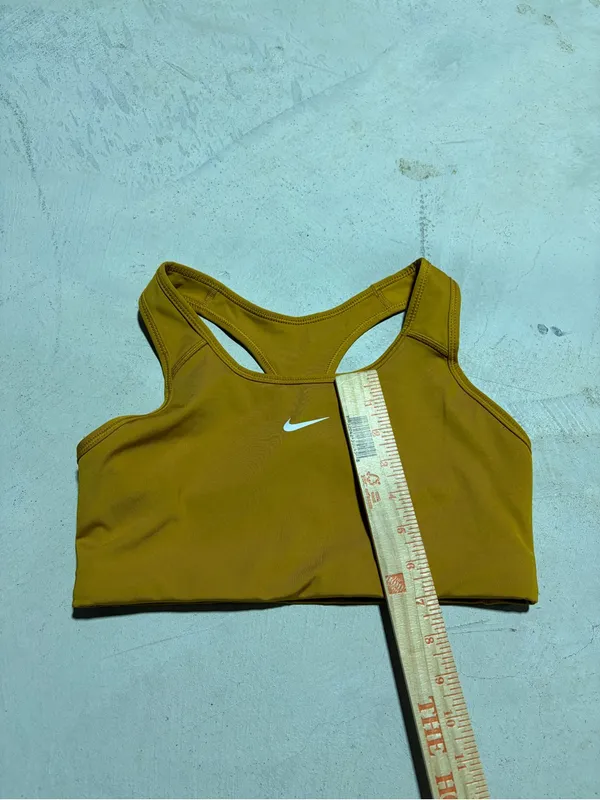 Nike Women's Mustard Sports Bra medium - Image 3