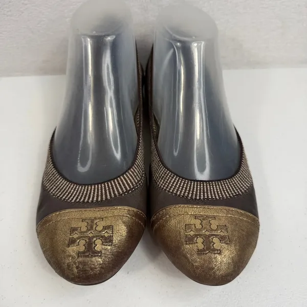 Tory Burch Sz 8.5 Gabby Ballet Flats Gun Metal Leather Gold‎ Cap Toe Logo Shoes - Image 2