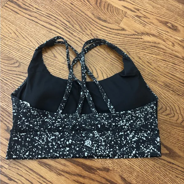 Lululemon Black and White Patterned Sports Bra (Reflective) - Image 2