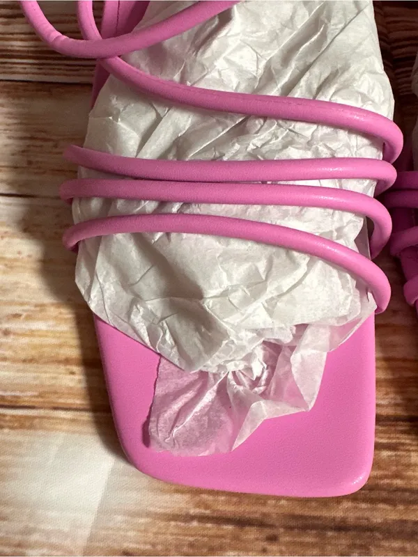 PRETTYLITTLETHING Pink Square Toe Strappy Low 4” Block Heeled Sandals Size 8 NIB - Image 5