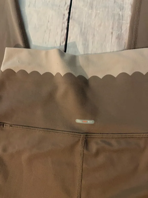 aerie women’s Scallop Waist Leggings - Brown with Cream Trim - Image 2