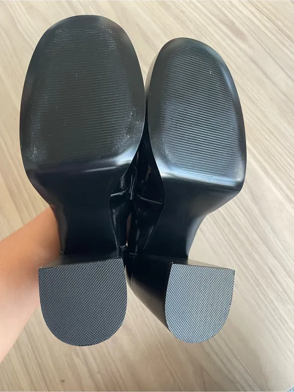 Steve Madden Black Patent Loafers for Women - Image 10