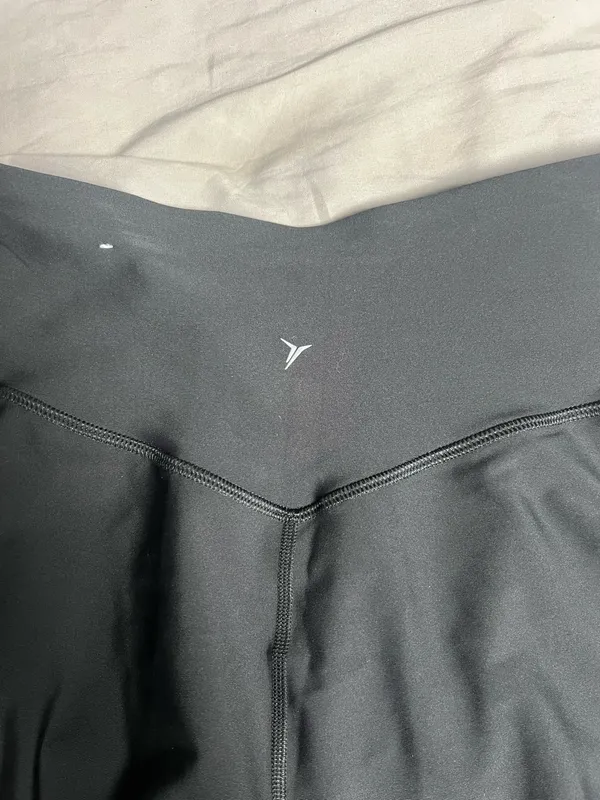 Old Navy Activewear - Image 2