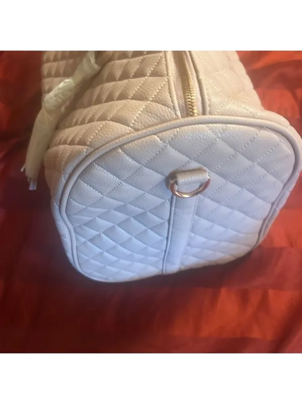 Elegant Quilted vegan leather dust pink weekender - Image 6