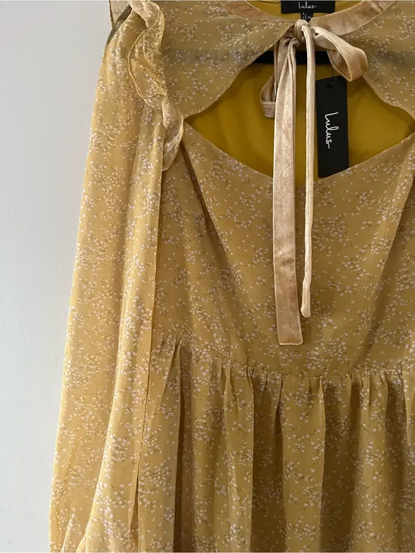 NWT Lulus Mustard Yellow Floral Ruffle Mini Dress Medium Cottagecore Romantic - Image 4
