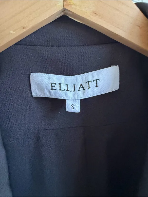 Elliatt Revolve Classic Black Blazer Jacket Coat Size Small S - Image 3