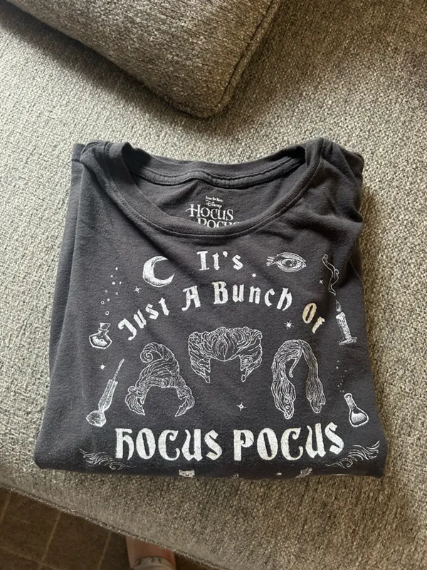 Disney Black Hocus Pocus Graphic Tee | Size XL Halloween - Image 8