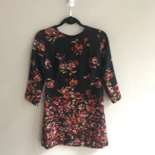 Abercrombie Black Dress with Floral Print Sz XS - Image 4
