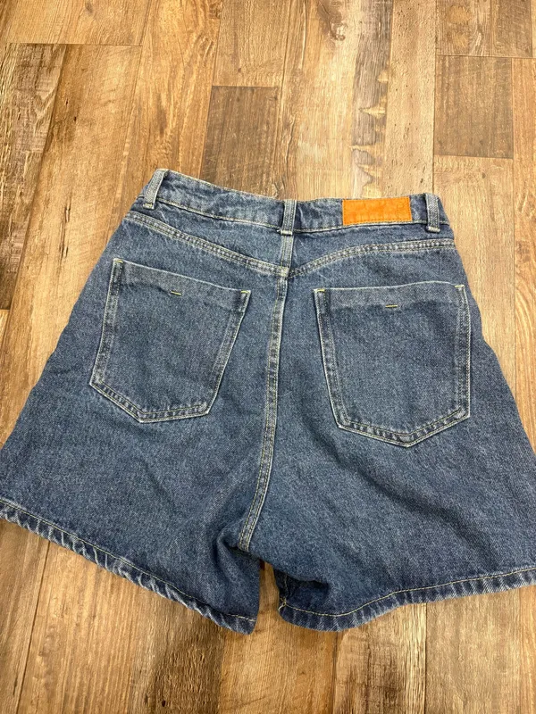ZARA High-Waisted Shorts Mom - Image 2
