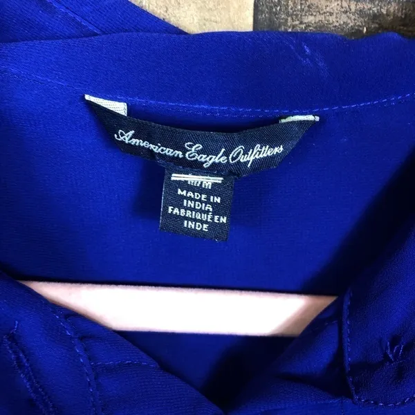 American Eagle Outfitters Royal Blue Chiffon‎ Button Down Shirt Womens Medium - Image 4